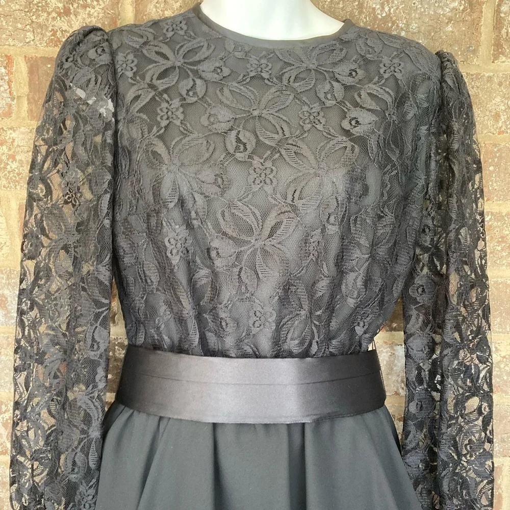 70s Vintage Mavinette Black lace layered ruffles Dress with Belt Sz 8 Goth Fairy - Picture 4 of 12